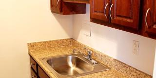 Shaker House & Shaker Town House Gallery 17