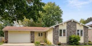 3 Bed 1.5 Bath Home For Rent in Mankato, MN! Gallery 1