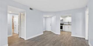 1564 SE Royal Green Circle Gallery 7