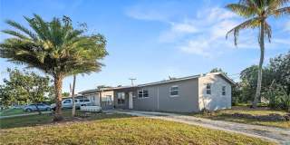 701 N 70th Ave Gallery 1