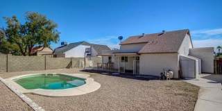 1208 E Wickieup Lane Gallery 20