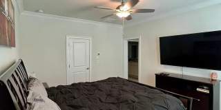 Room in 3 Bedroom Home at La Dawn Ln NW Gallery 16