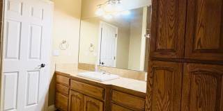 Stunning Executive 4 Bedroom 2 Bath Home in Northwest Loveland - 3-Car Garage! Gallery 14