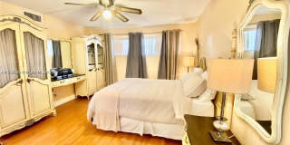 671 S Hollybrook Dr Gallery 33