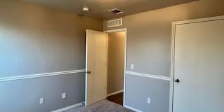 Cute 3 Bed, 2 Bath In Deer Creek Schools Gallery 10