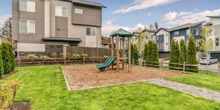 Modern Tri-Level 4BD/3.5BTH Townhouse in Lynnwood for Rent! Pet Friendly! Gallery 34