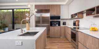 725 N Croft Ave unit: 110 Gallery 36