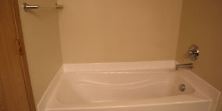 Spacious 2-Story 3-Bedroom Townhome for Lease - 3125 NE 118th Ave. Gallery 23