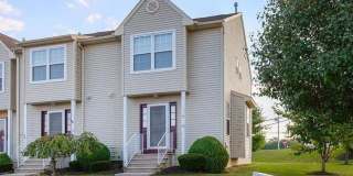 69 YELLOWWOOD Court Gallery 1