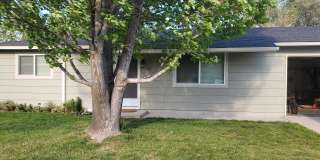 11 South Campbell Avenue Gallery 1