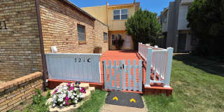 2 bed/1.5 bath Townhome in Colonial Park Gallery 1