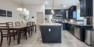 East El Paso 4 bed Refrig A/C Home! Gallery 13