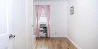 121 Manhasset Avenue Gallery 22