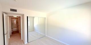 Fantastic Spacious 2 bed 2 bath condo in prime Sherman Oaks - Studio City with Pool and Gym! Gallery 22