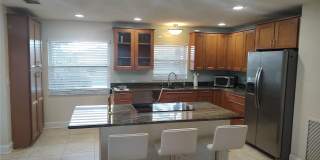4165 13TH Lane NE Gallery 7