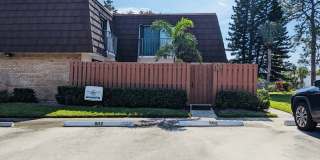 2/2.5 Stuart Townhome near Intracoastal Gallery 1