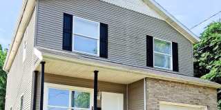 4 Bed / 2 Full Bath House with Brand-New Kitchen, Attached Garage, and Full Basement - Built 2001 Gallery 18