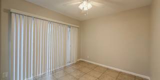 1913 N Congress Avenue Gallery 18