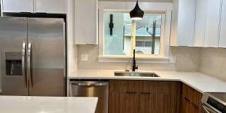 ½ Month Free! Beautifully Updated 3-Bedroom Ranch, Exceptional Amenities, Fenced Backyard, and 2-Car Garage! Gallery 5