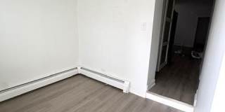 919 W Irving Park Road Gallery 9