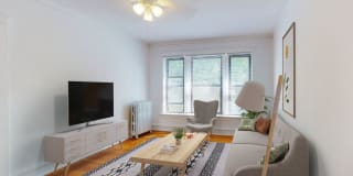 5339-5345 S. Woodlawn Avenue Gallery 1