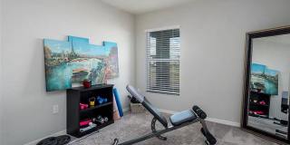 Gorgeous Three Bedroom in Towne Park Estates Gallery 21