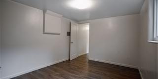 Spacious 1 bedroom BASEMENT /Garden Level home in the heart of University! LEASING SPECIAL INFO BELOW Gallery 11