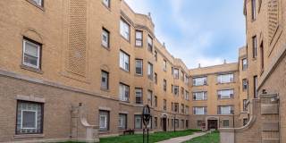 7377 North Damen Ave - J2 Gallery 17