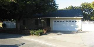 3 bedroom 2 bath with Pool Off of Oakdale Road Gallery 1