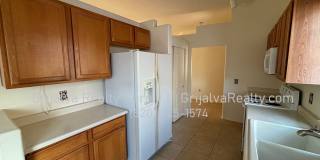 Beautiful 2 BD 2 BA House in the Springs in Green Valley - GVR Included! Gallery 7