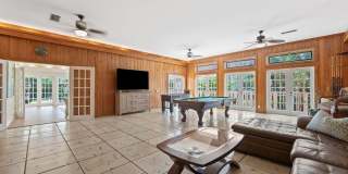 2400 Delmar Place Gallery 5
