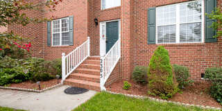 Beautifully maintained 4 bedroom, 2.5 bathroom home for rent in South Chesapeake! Gallery 4