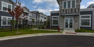 Springs at Orchard Road Gallery 43