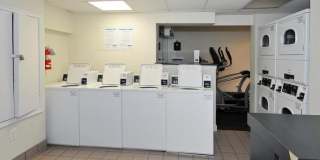 906 S WASHINGTON Street Gallery 11