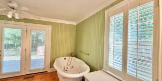1610 Ridge Road Gallery 17