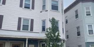 Charming 3 Bedroom-No Broker Fee Gallery 3