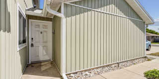 Adorable Beach Townhouse Close to Downtown Gallery 4