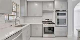 2410 NW 137th Terrace, Sunrise, FL 33323 - 5338 Gallery 1