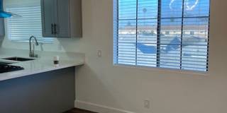 Flower Street Gallery 1