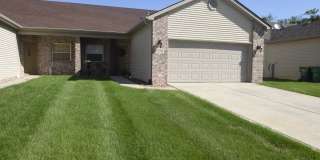 3 bedroom / 2 bathroom Duplex for rent in Hobart Gallery 1