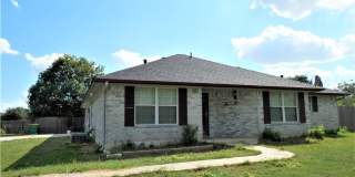 302 Renee Drive 302 Renee Drive Gallery 1