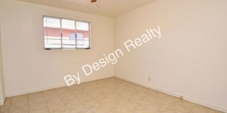 Midtown 2 Bed 1 Bath - A/C - Fenced Yard - Covered Parking Gallery 12