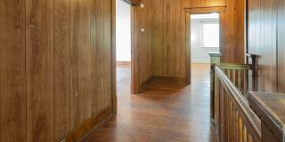Large Centrally Located Home for Rent! Gallery 29