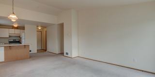 2 Bed 2 Bath Point Of View Condo Gallery 6