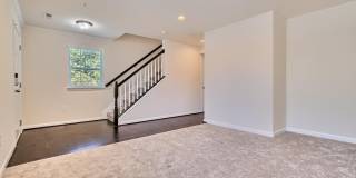 8016 BLUE STREAM Drive Gallery 6