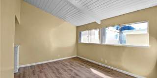 209 Rosecrans Avenue Gallery 25