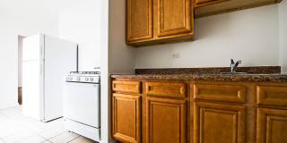 8152 S Evans East Chatham Apartments Gallery 13