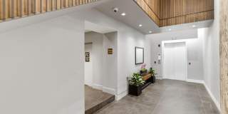 2108-10 WALNUT Street Gallery 31