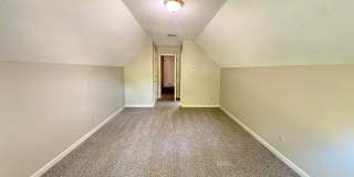 Newly Painted Germantown Home Minutes Away From Thornwood Market Row. Pets Are Welcome With Owner's Approval, Fees Will Apply. Gallery 29