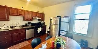Renovated 4 Floor 5 Bed/2 Bath Fenway Townhouse on Hemenway for September 1st Gallery 5